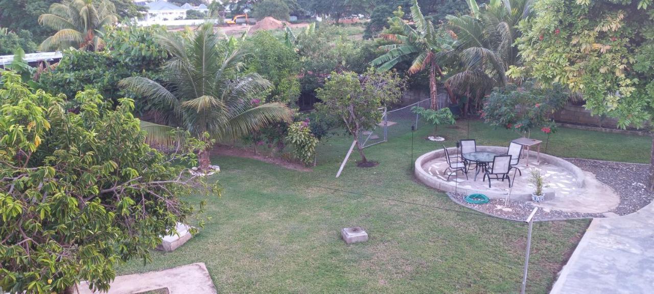 Bed and Breakfast Modrians Runaway Bay Exteriér fotografie