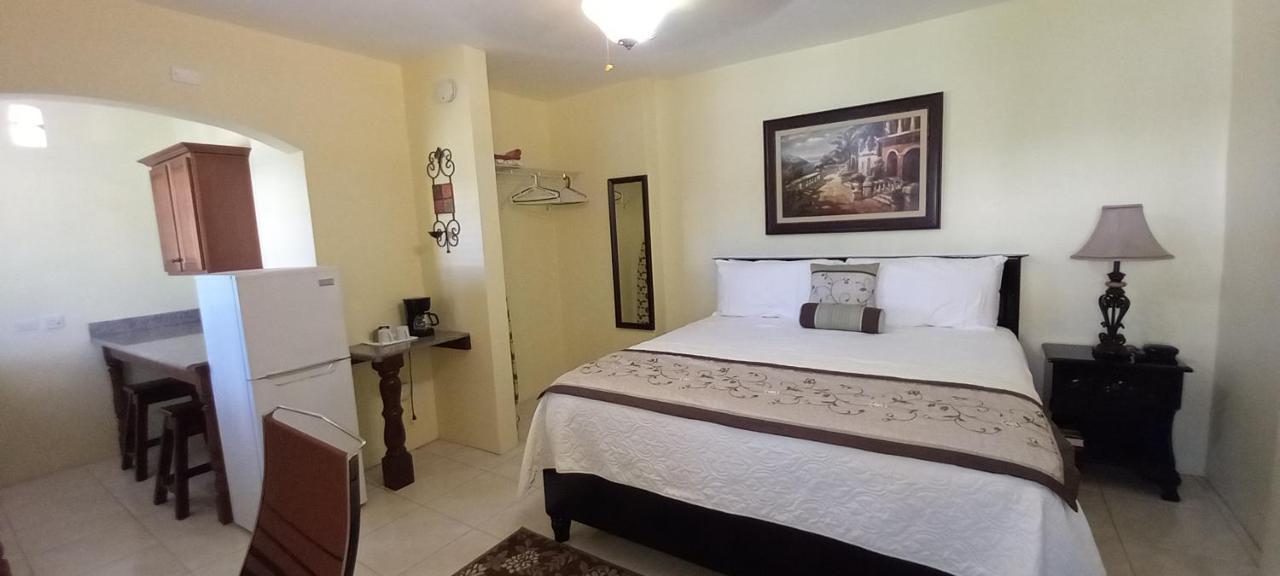 Bed and Breakfast Modrians Runaway Bay Exteriér fotografie