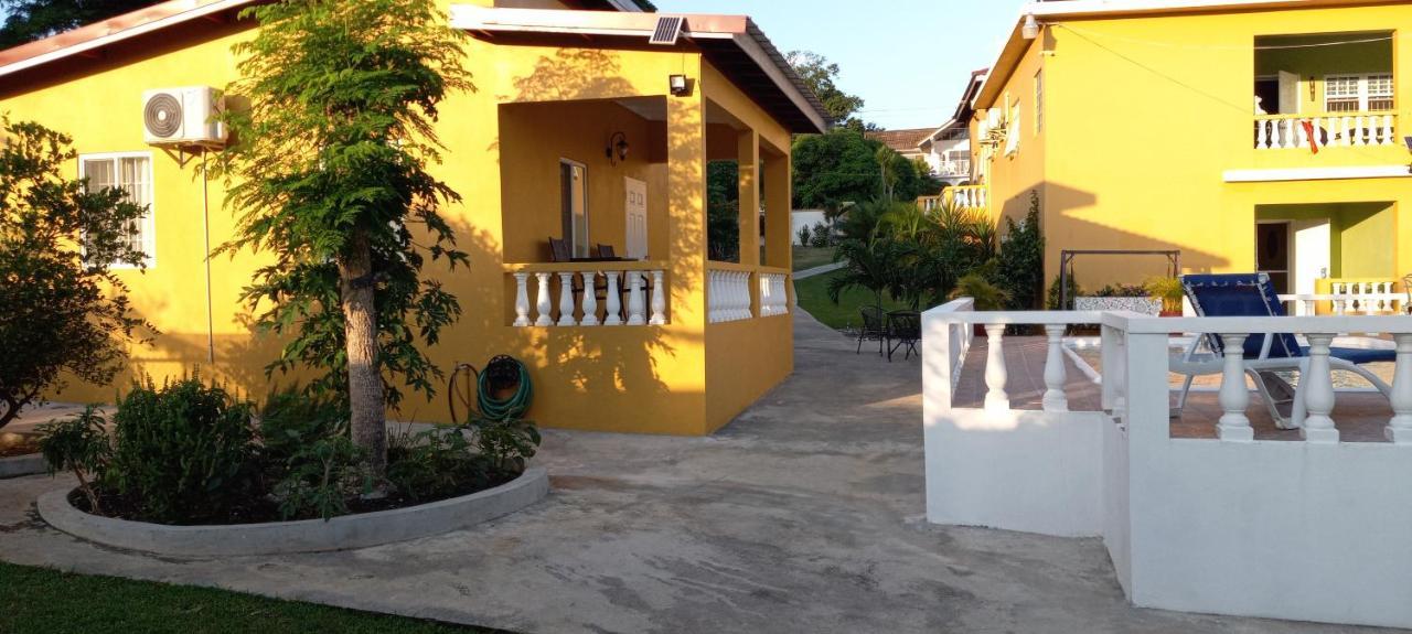 Bed and Breakfast Modrians Runaway Bay Exteriér fotografie